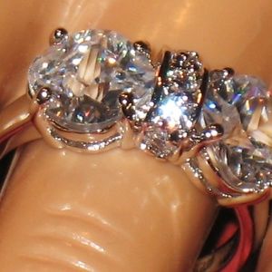 WHITE TOPAZ BOW RING .925 SILVER 6.5